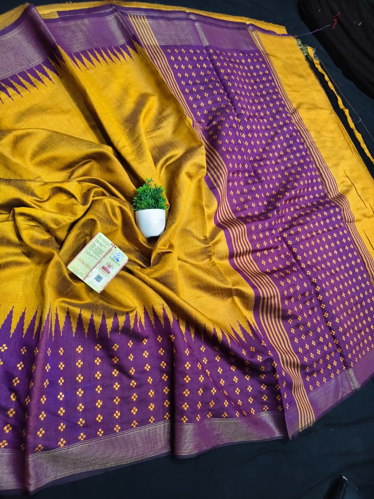 Handloom Raw Silk Saree - Black